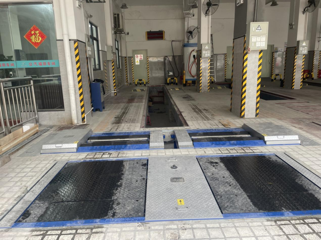 Fahrzeugprüfgerät CTFZ-15JZ Rollenbremsprüfer Gegenkräfte Typ Automobilbremsprüfer mit Aufzug