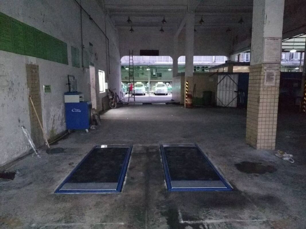 Cartesykj Luxus-Flachbremsprüfgerät 3T 10T 15T Fahrzeuginspektionsausrüstung Fahrzeugprüfstraße 2CTHPB-13 mit Seitenschlupfaufhängung Achslastbremsprüfgerät