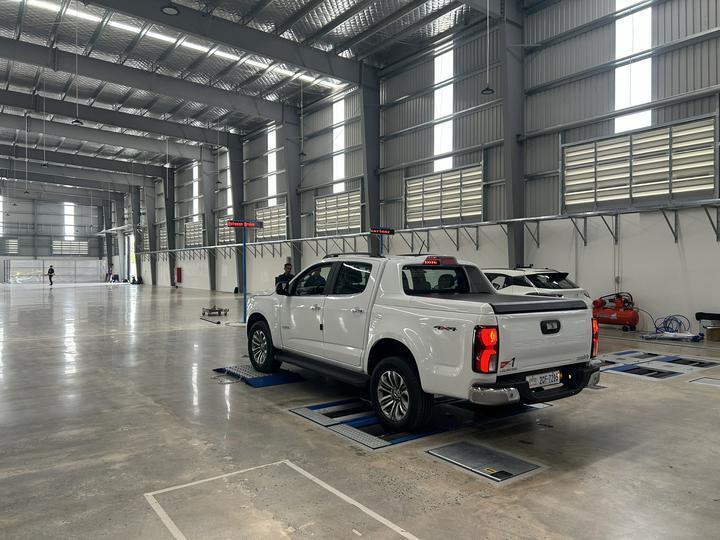 Cartesy Marke CTGT-3-3C Roller Trinity Fahrzeugtestlinie Rollenbremsprüfgerät mit Achslast-Einzelplatten-Seitenrutschprüfgerät für leichte Fahrzeuge