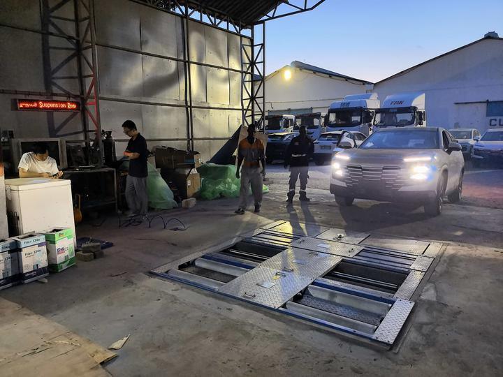 Cartesy Marke Kenia Fall 5-in-1 Rollenbremsenprüfgerät mit 4000kg Achslast Seitenschlupf Tacho Fahrwerksprüfer