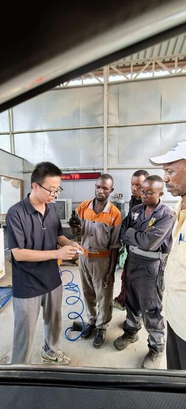 Cartesy Marke Kenia Fall 5-in-1 Rollenbremsenprüfgerät mit 4000kg Achslast Seitenschlupf Tacho Fahrwerksprüfer