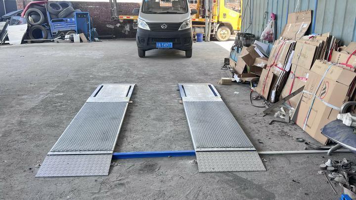 Cartesykj 4T Kapazität 2 Platten Ultra Flat Brake Tester mit Seitenrutsch, Aufhängung, Achsbelastung, Bremstesterfunktion